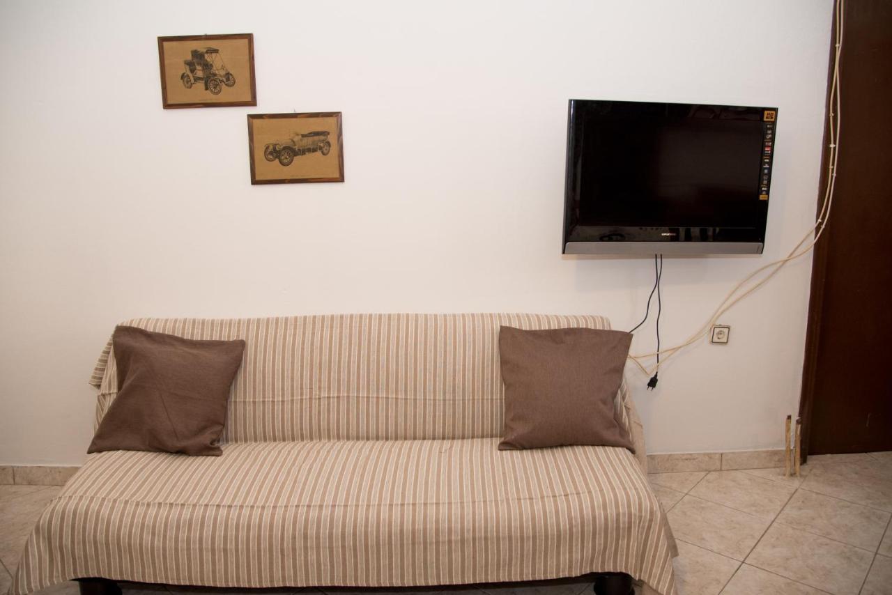 Sette Isole Countryside Apartment อธานนิออน ภายนอก รูปภาพ